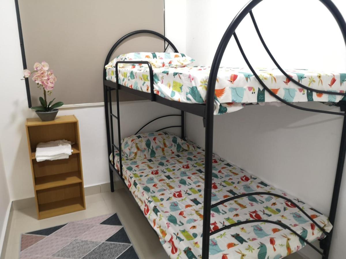 Parc Regency By Easyhomestay Apartment