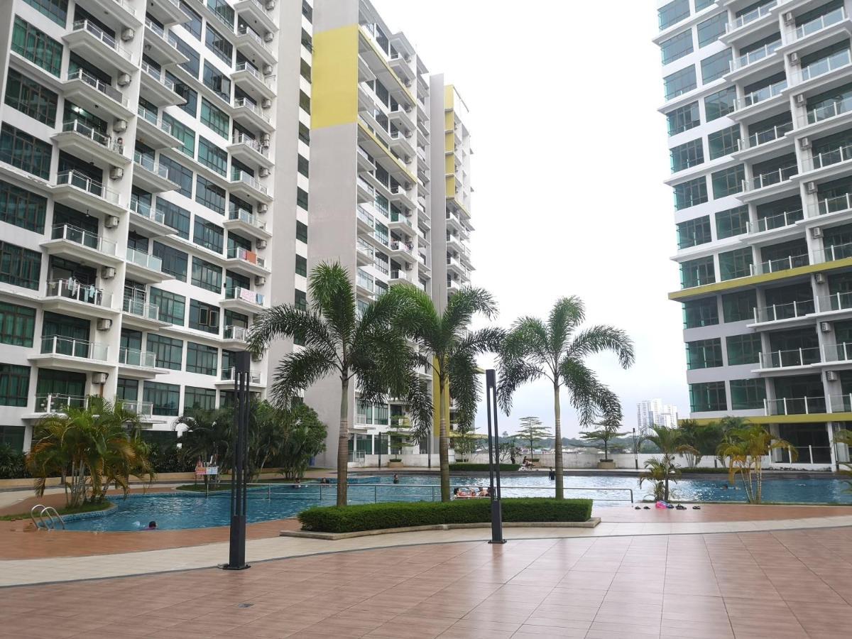 Parc Regency By Easyhomestay * Johor Bahru