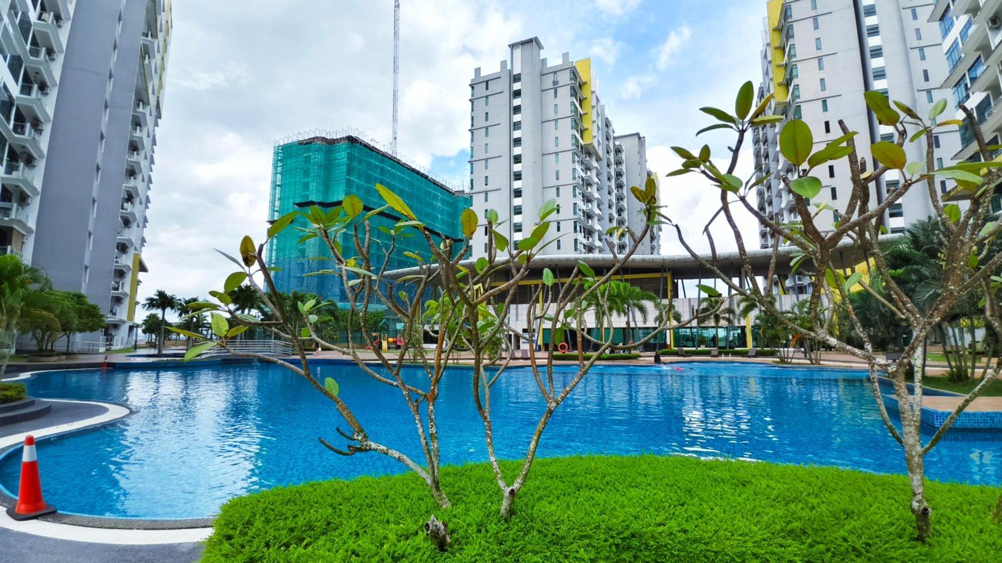Parc Regency By Easyhomestay Apartment *